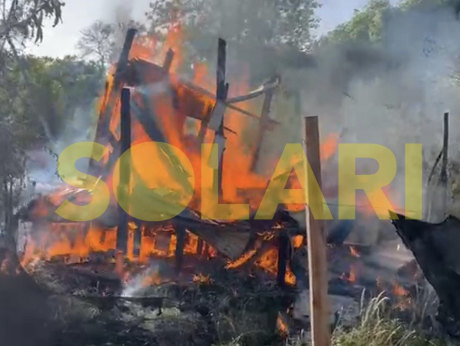 Incendio en una vivienda deshabitada de Punta Rubia