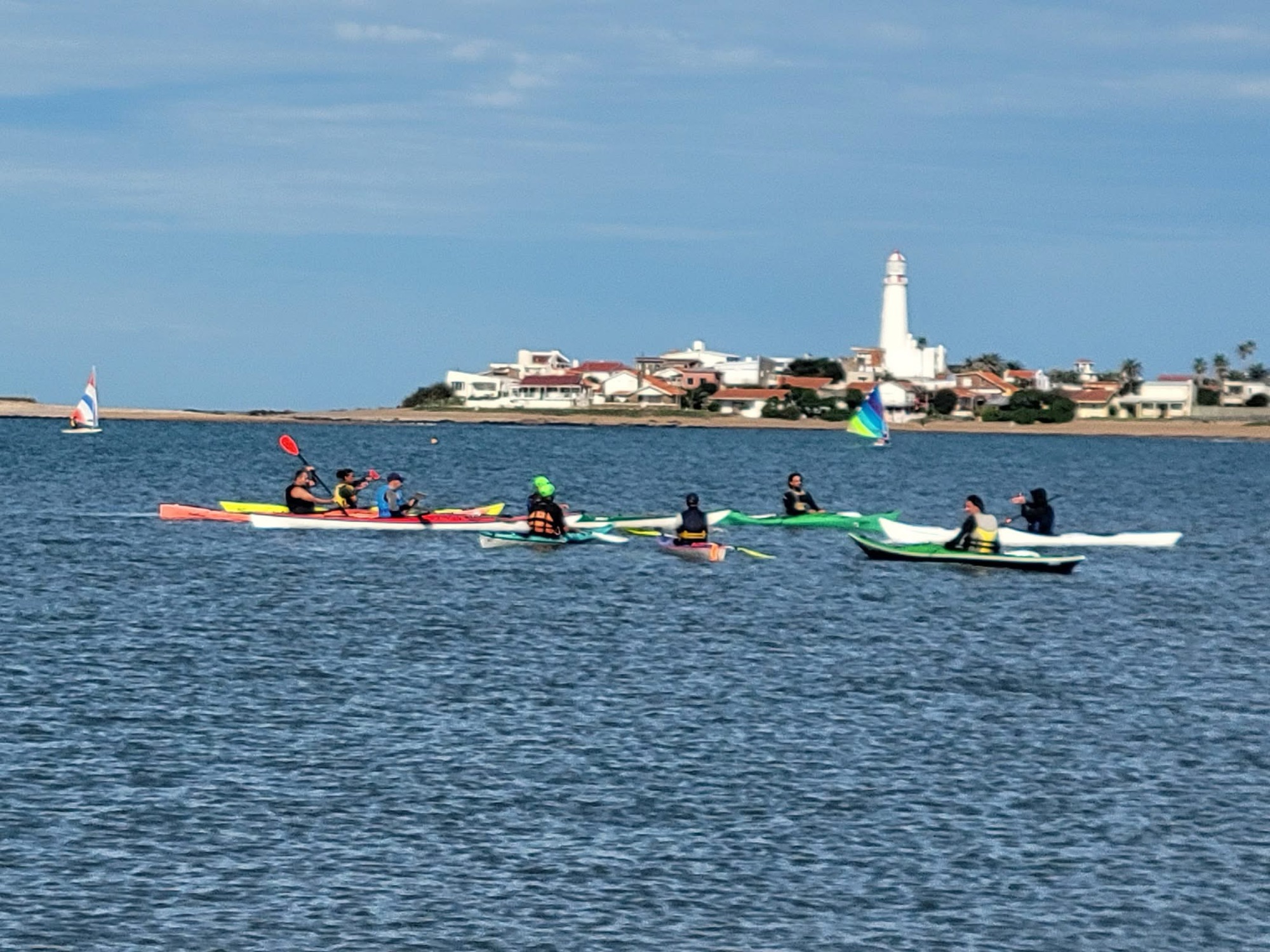 La Paloma: lanzan escuelita de remo gratuita para niños y adolescentes