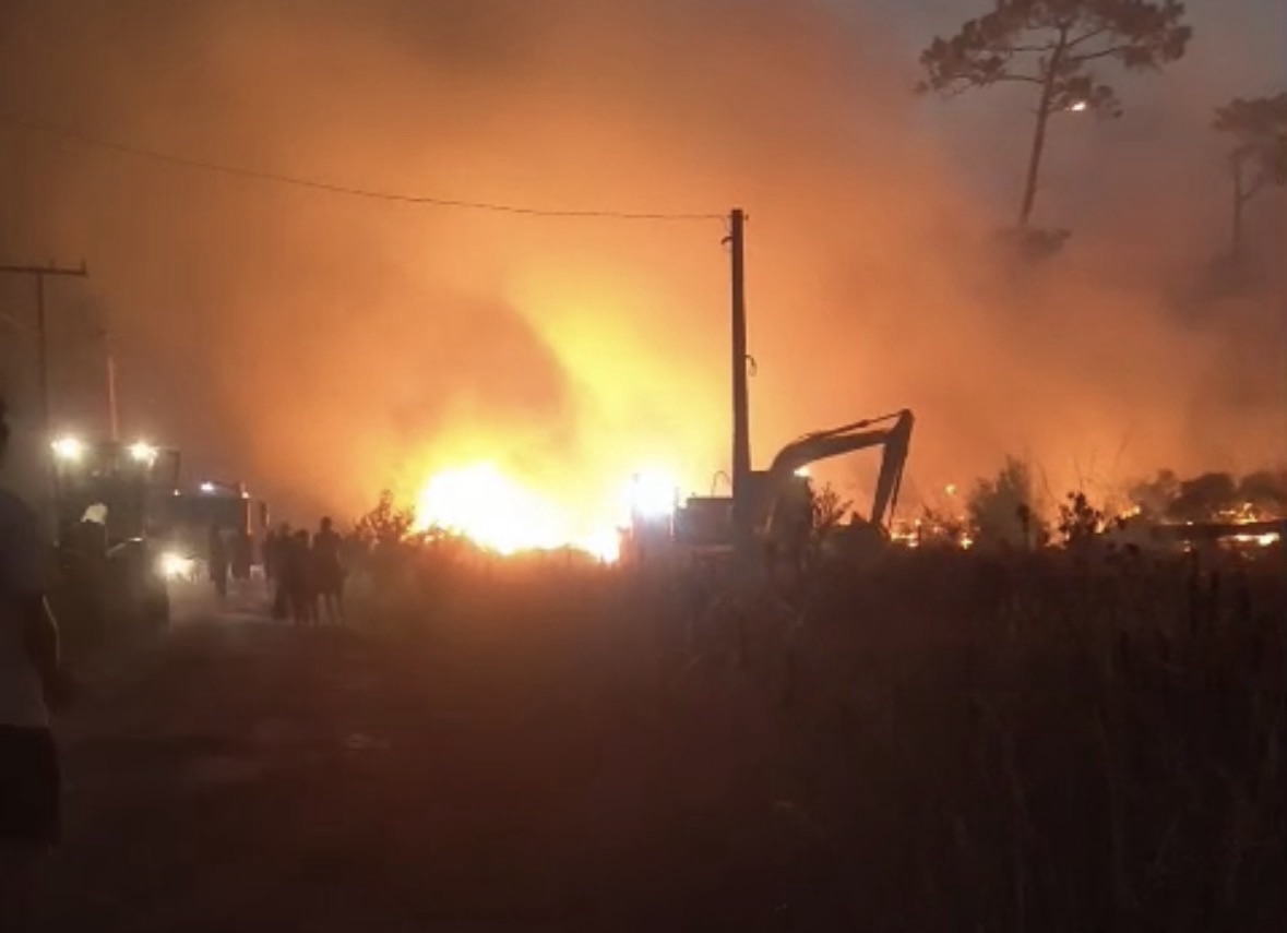 Varias viviendas destruidas por el fuego en balneario Alborada catalogado como una colonia de uruguayos