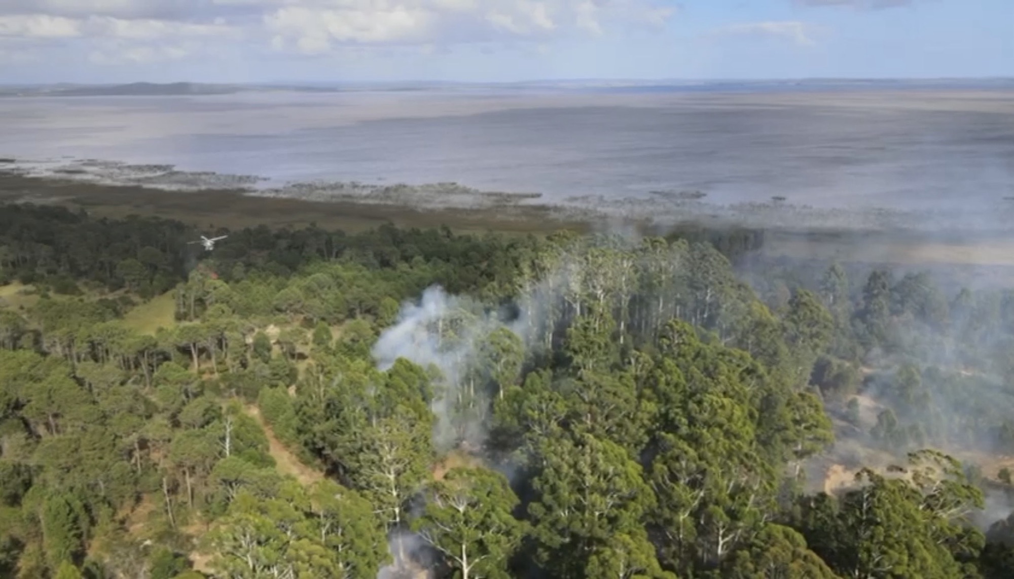 Controlado el incendio entra La Esmeralda y Punta del Diablo
