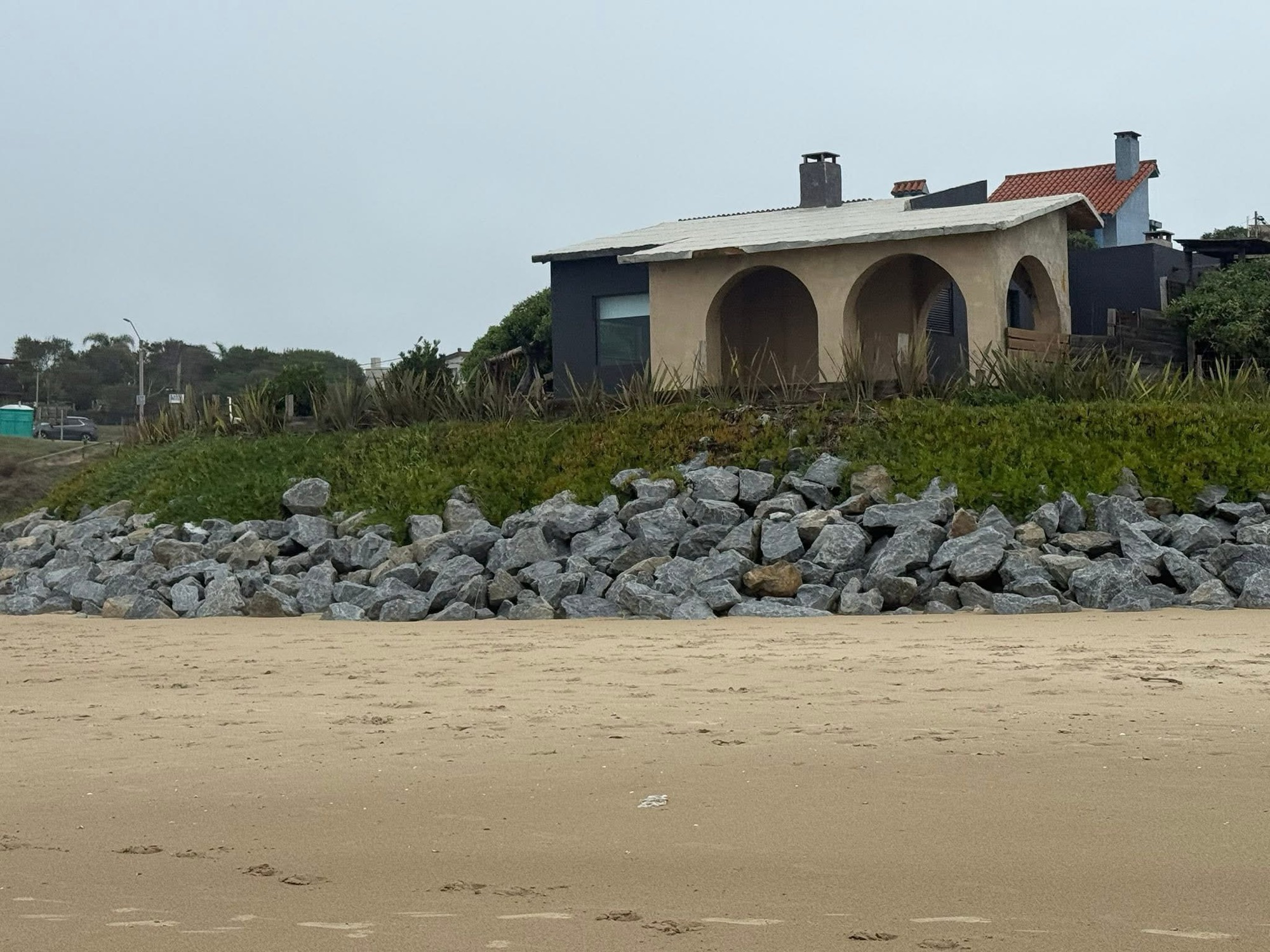El intendente de Rocha se expresó sobre sentencia definitiva sobre obras en la Playa de Costa Azul