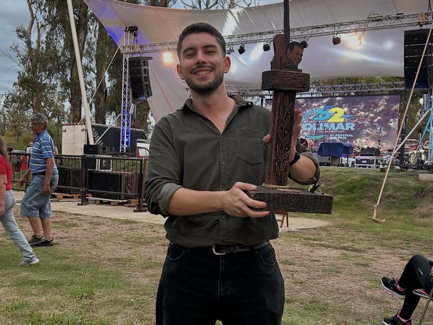 Rochense de pura cepa: Gustavo Rocha obtuvo el primer premio del Festival del Olimar