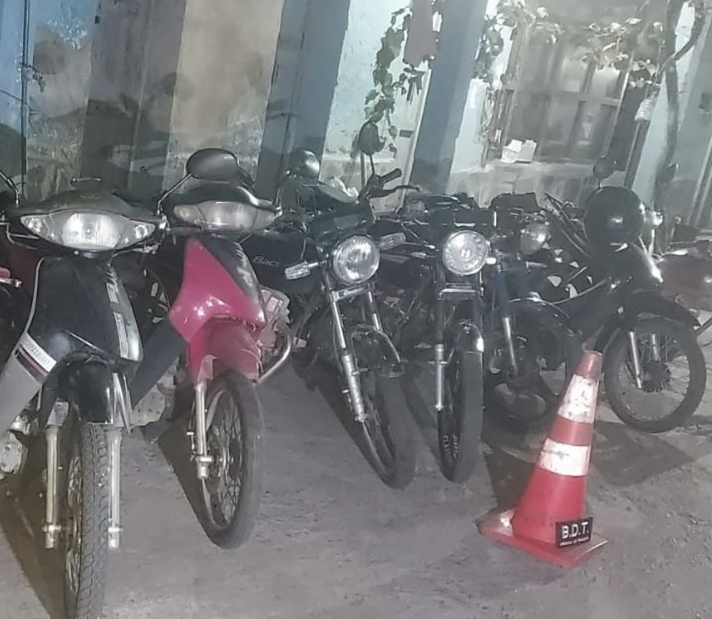 Municipio de Castillos realizó operativo en conjunto y se incautaron 8 motos