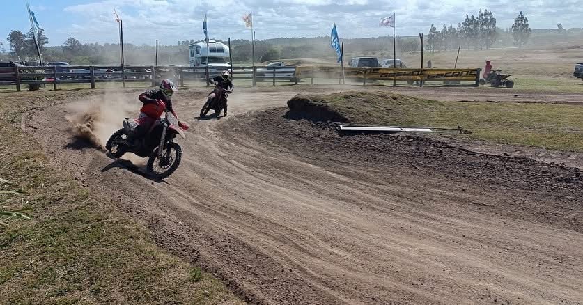 Motocross en Rocha el fin de semana
